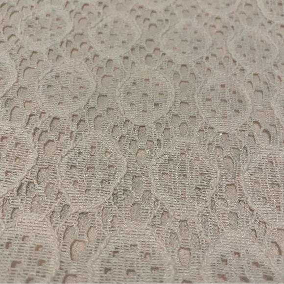 Banana‎ Republic Ivory Lace Sleeveless Tank Sz M - Picture 3 of 4